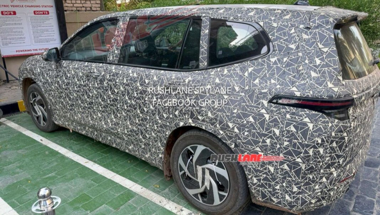 2026 VinFast Limo Green Spotted in India